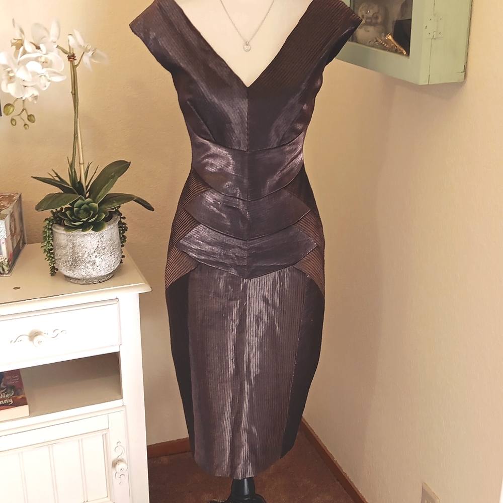 Maggy London Purple Sheath Dress - Picture 4 of 11